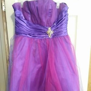 Pink/purple dress